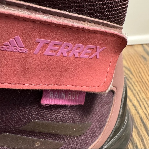 adidas kids Terrex Snow Cf R.rdy hiking shoes size 1 - Picture 4 of 7